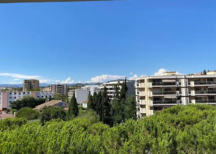 French Riviera Raphael Retreat