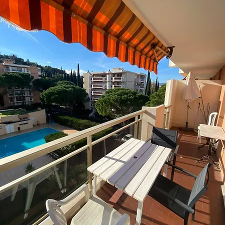 아파트 French Riviera Raphael Retreat *